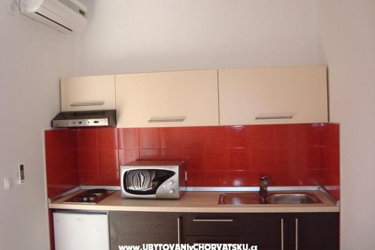 Apartmaji Neli – foto 10