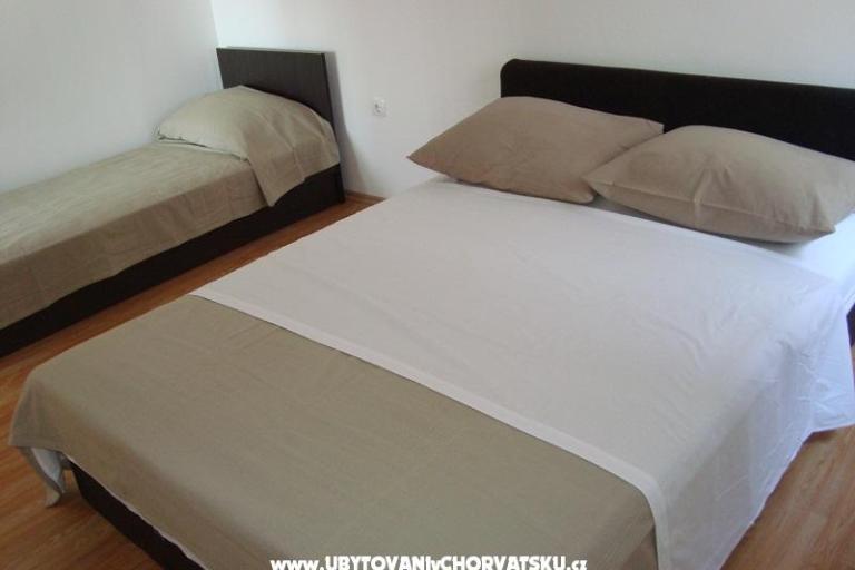 Apartmaji Neli – foto 6