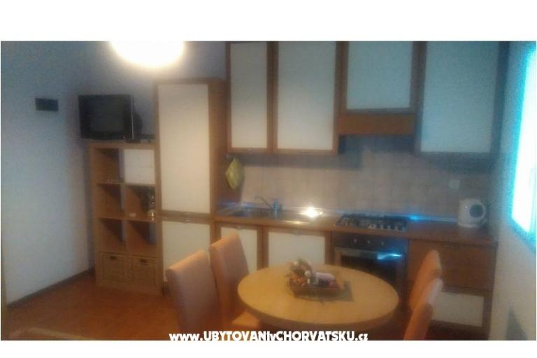 Apartmaji Sara i Toni – foto 4