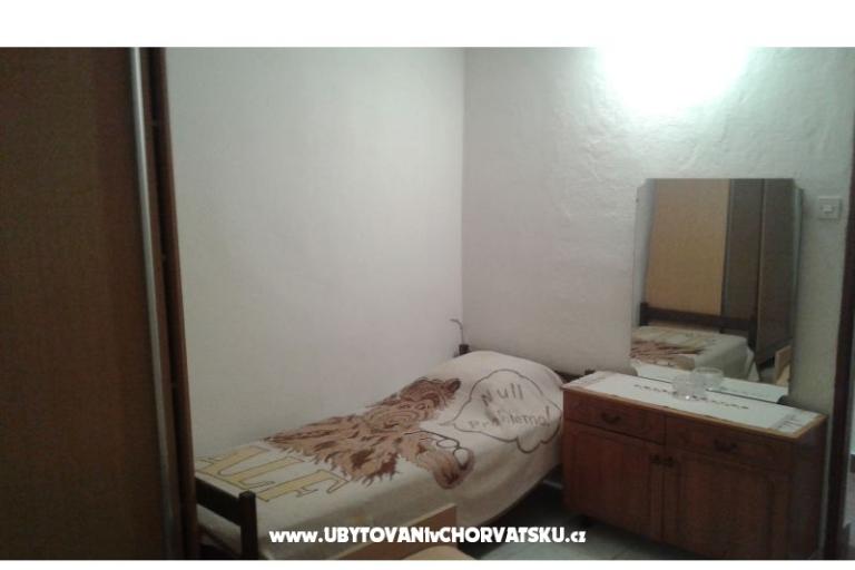 Apartmaji Vilma i Neven – foto 12