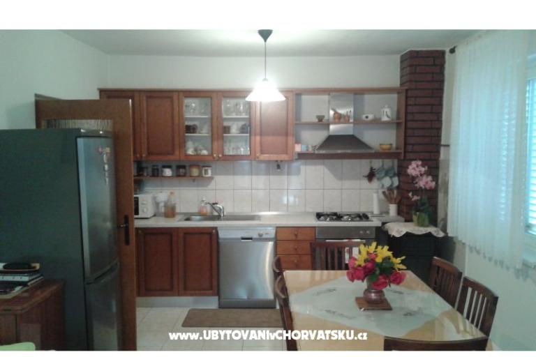 Apartmaji Vilma i Neven – foto 4