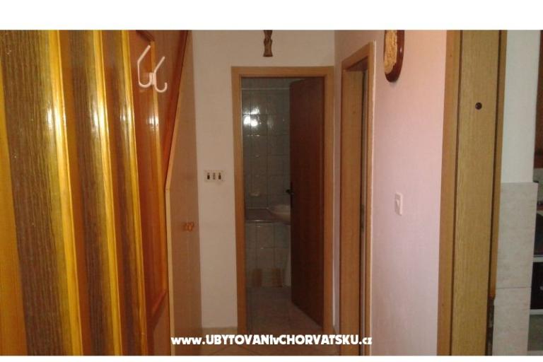 Apartmaji Vilma i Neven – foto 6