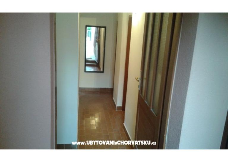 Apartmaji Vilma i Neven – foto 8