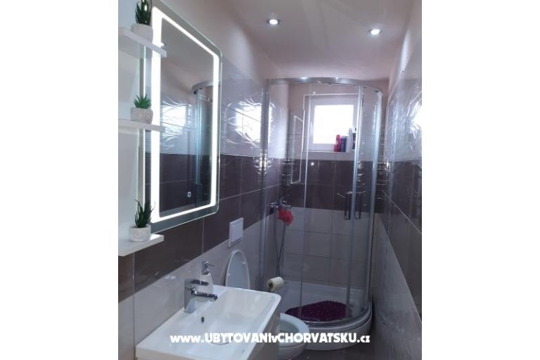 Apartmaji Lucija – foto 10