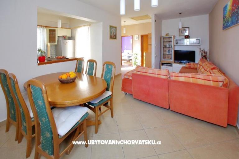 Apartmaji Ana – foto 2