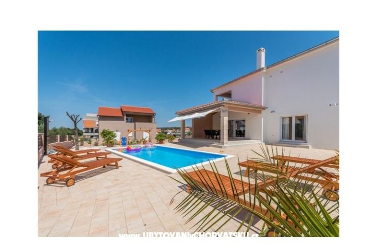 Holiday house vila Kunfin – foto 4