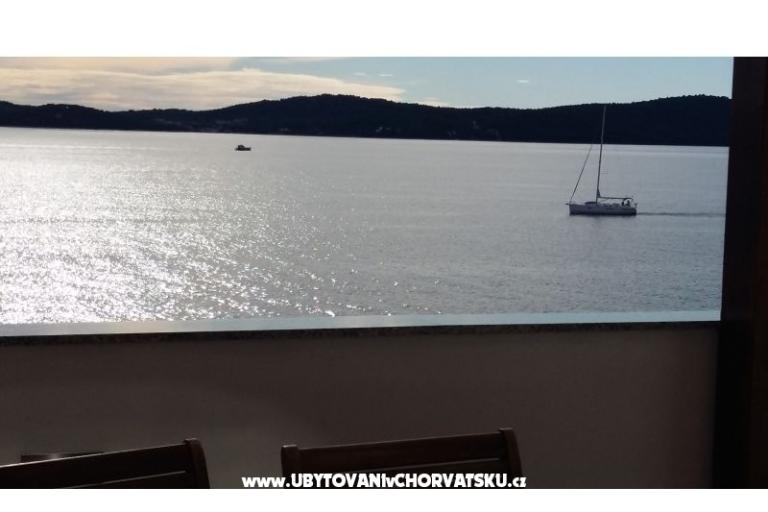 Apartmaji Nives – foto 11