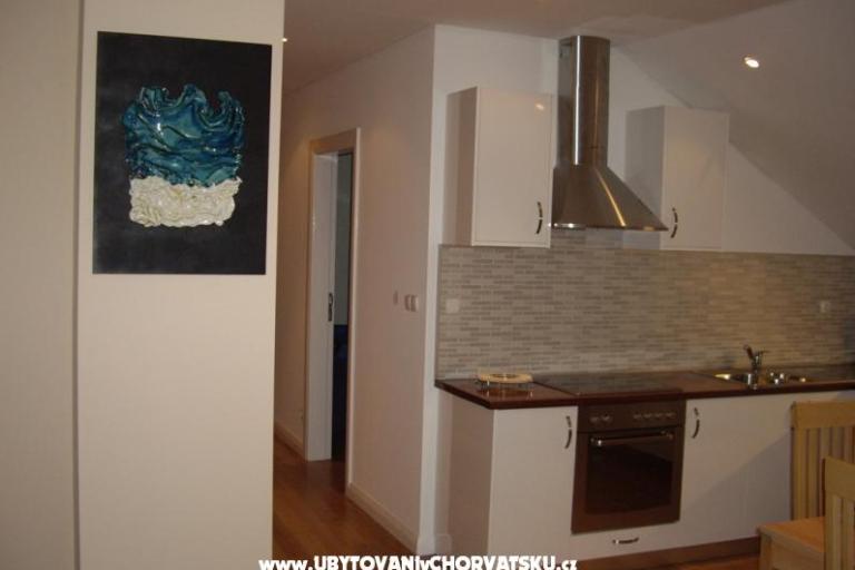 Apartmaji Nives – foto 13