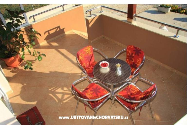 Apartmaji Alena – foto 9