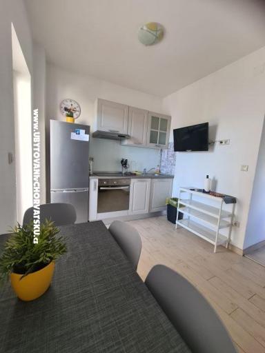 Apartma Mare - prvi red uz more – foto 4