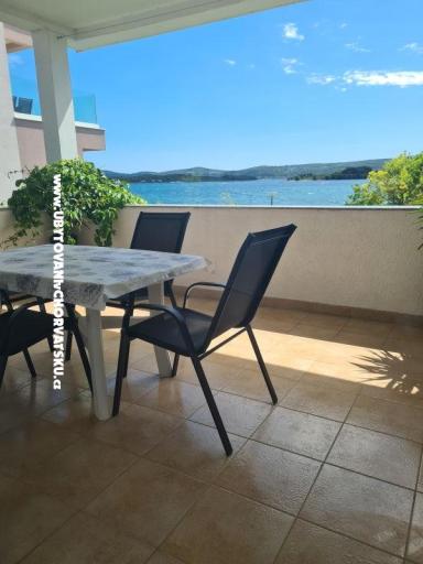 Apartma Mare - prvi red uz more – foto 6
