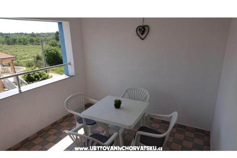 Apartmaji Došen – foto 14