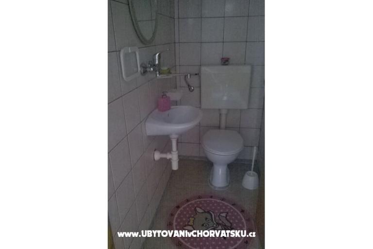 Apartmaji Kvarantan i Karabatić  – foto 14