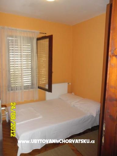 Apartmaji Kvarantan i Karabatić  – foto 6
