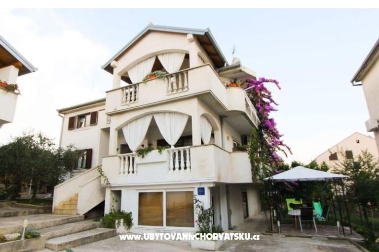 Apartmaji Petrina 2 – foto 8