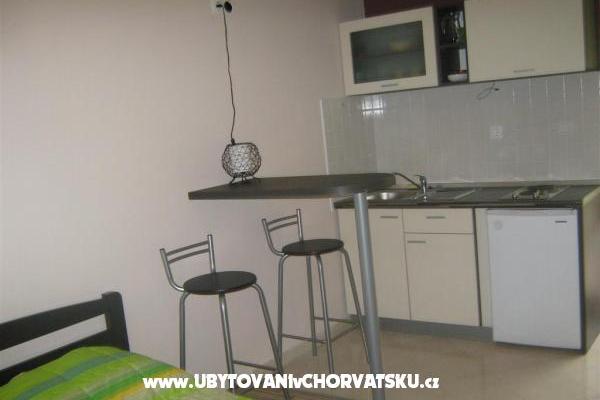 Apartmaji Diana – foto 13