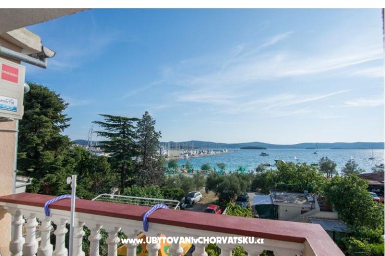 Apartma Anastazija i sobe RoLo uz  – foto 12