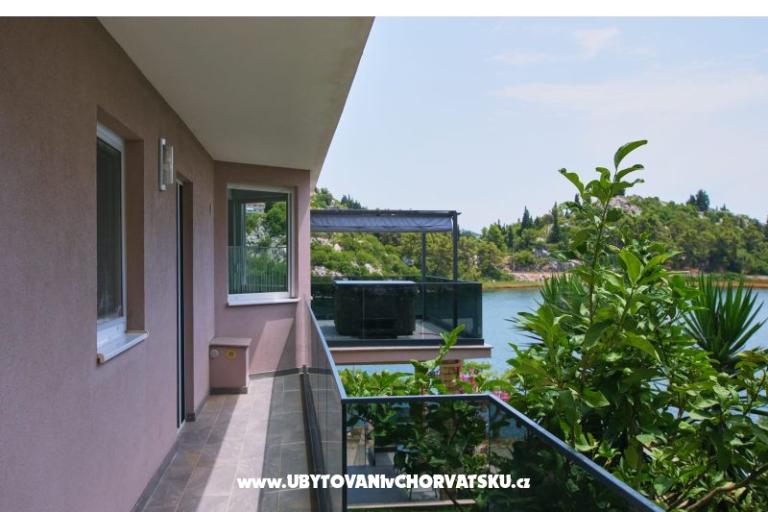 Apartmaji ROSO – foto 8