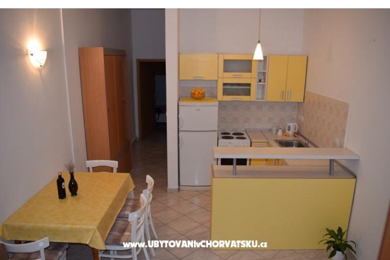Apartmaji Ana – foto 16
