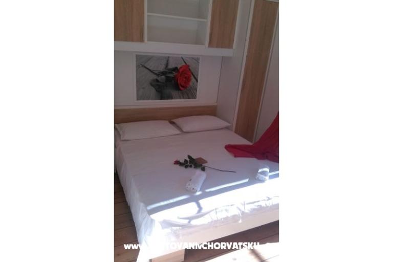 Apartma Restović – foto 16