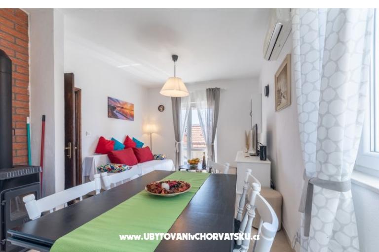 Apartma Toni Milna  – foto 11