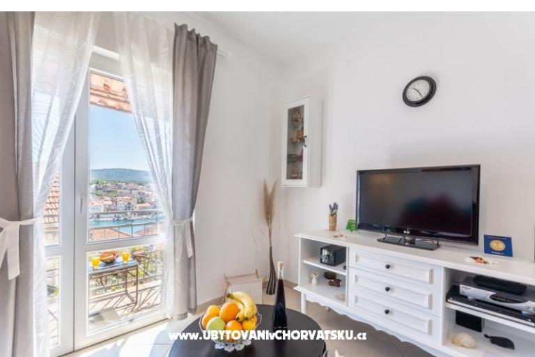 Apartma Toni Milna  – foto 13