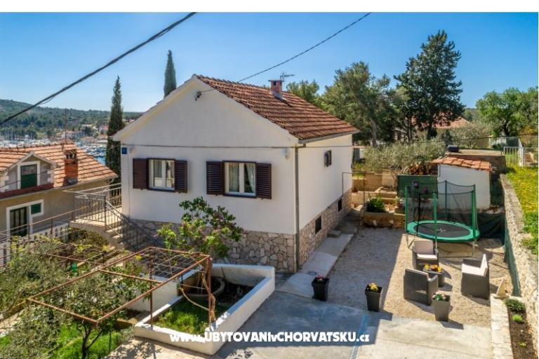 Apartma Toni Milna  – foto 18