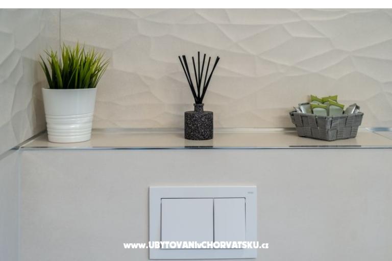 Apartma Toni Milna  – foto 7