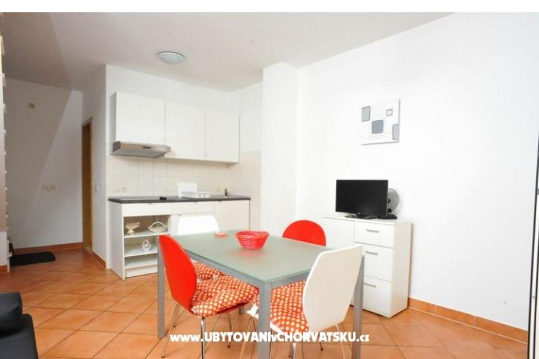 Apartmaji Bera, Julie i Edi – foto 14