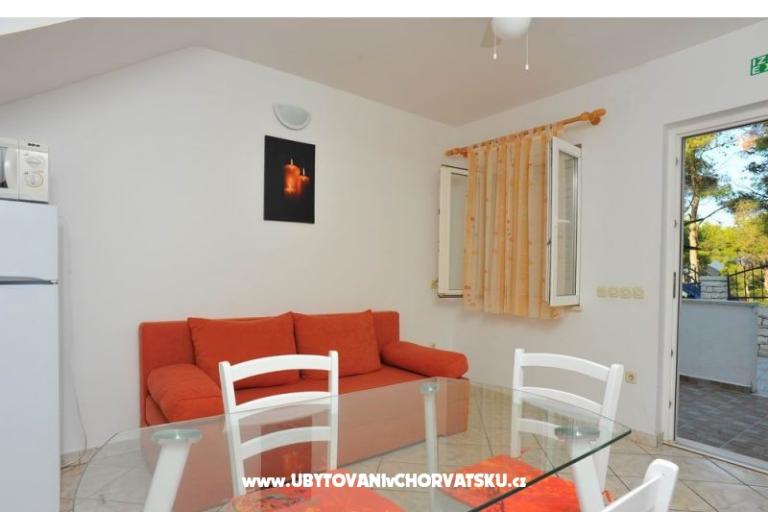 Apartmaji Bera, Julie i Edi – foto 7