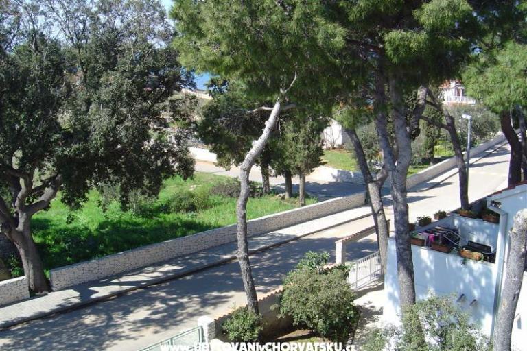 Apartmaji Čavala Brač – foto 8