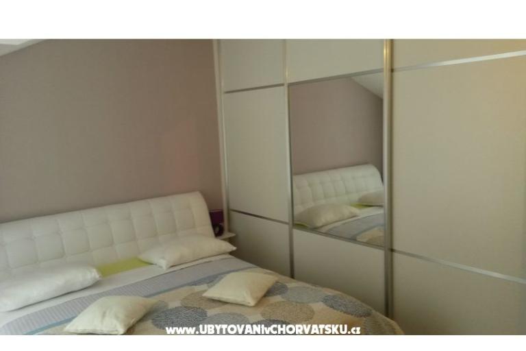Apartmaji Ina – foto 12