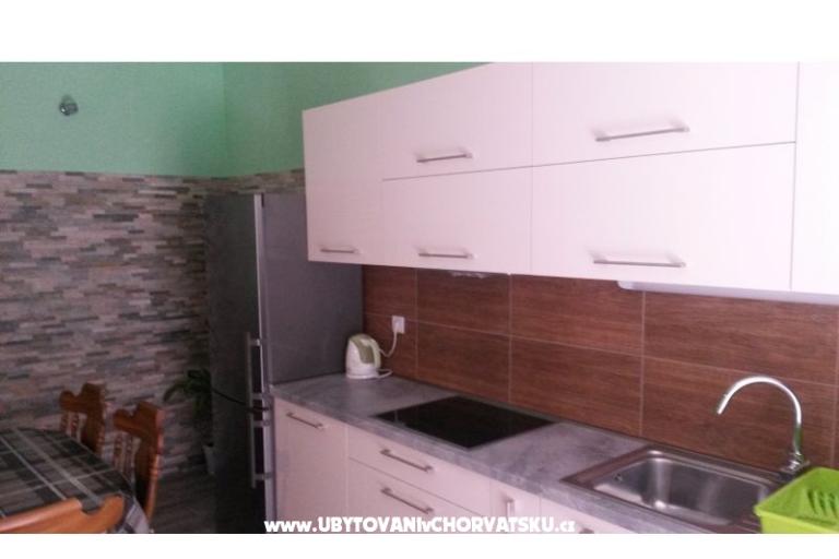 Apartmaji Ina – foto 15