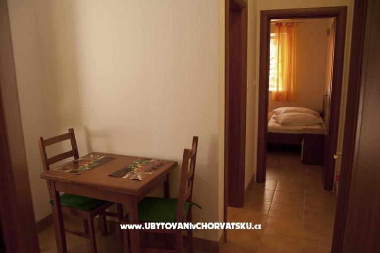 Apartmaji Jakšić – foto 9