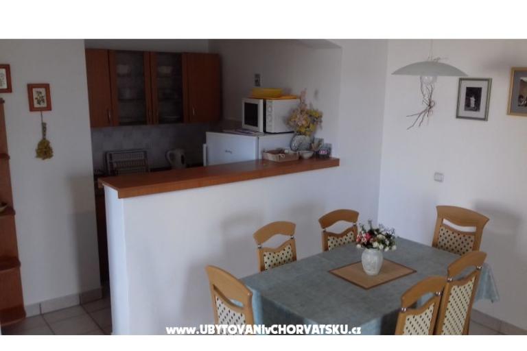 Apartmaji Mariva  – foto 4