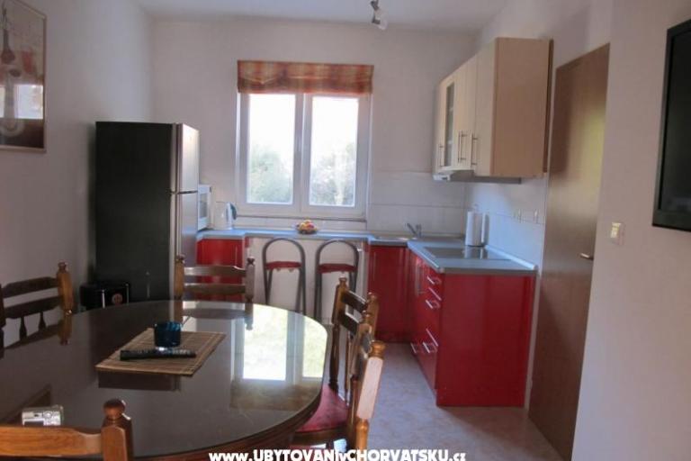 Apartmaji Rogosic – foto 11