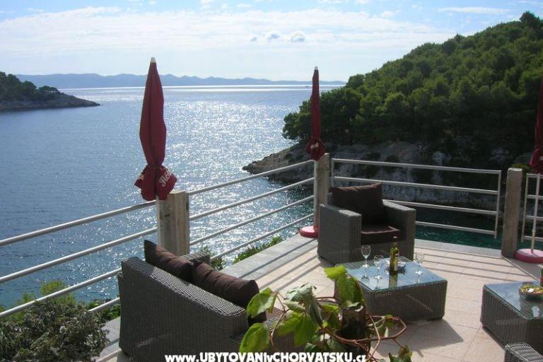 Apartmaji Rogosic – foto 2