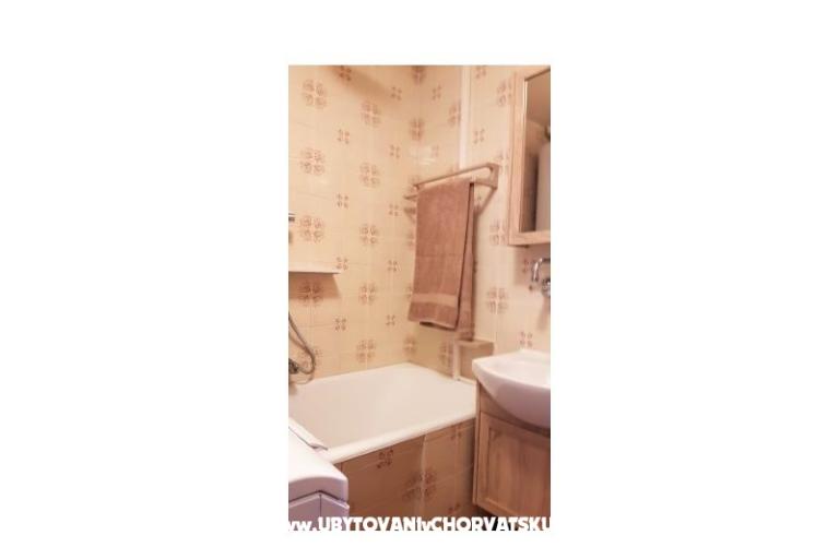Apartmaji Tonsic Sutivan – foto 9