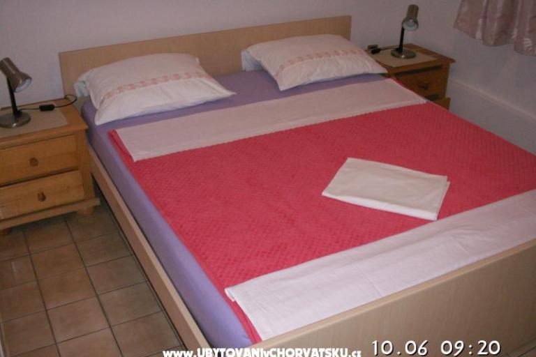 Apartmaji Barisic – foto 4