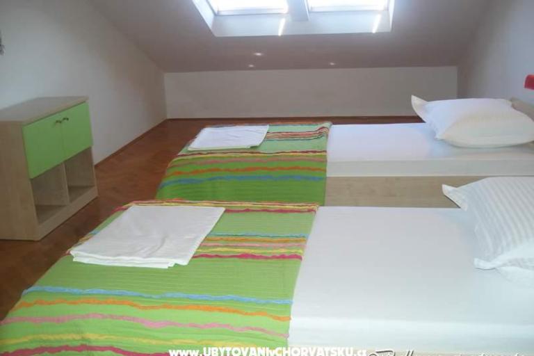 Apartmaji Bellevue – foto 6
