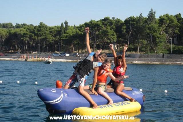 Apartmaji Dvornik - Sutivan – foto 11