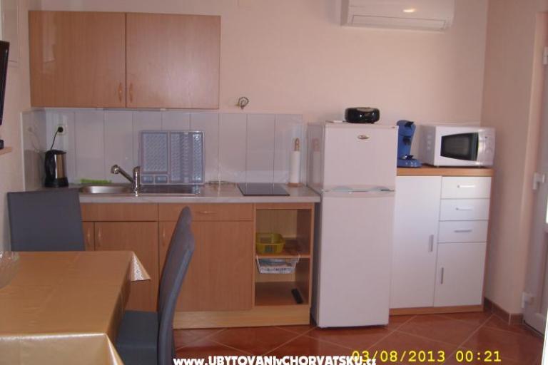 Apartmaji Nena – foto 6