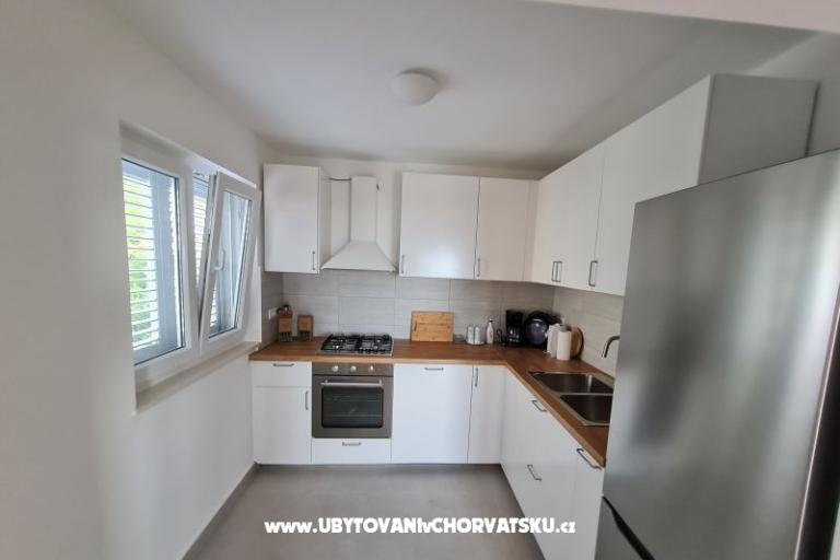 Garden Hiša Sutivan – foto 12