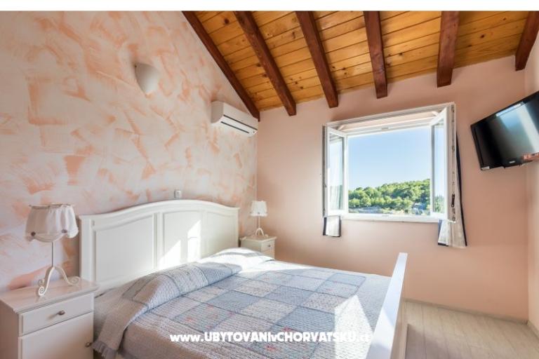 Holiday Hiša Brač – foto 14