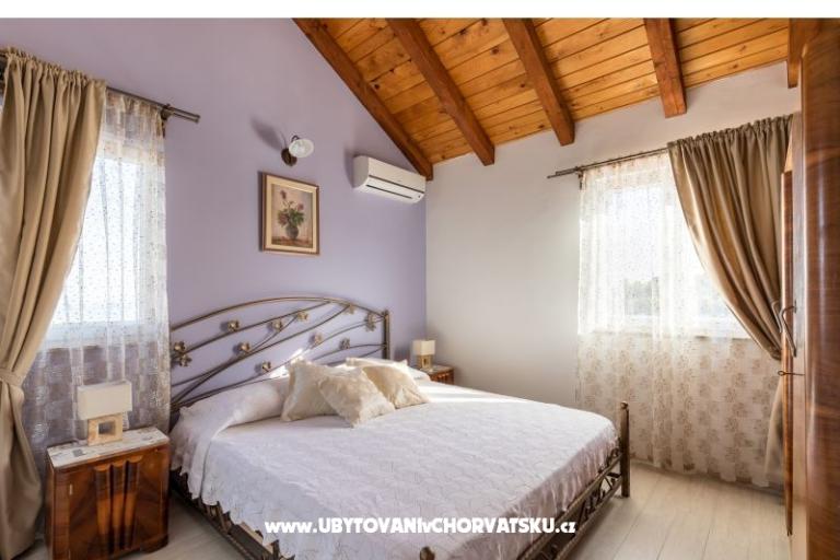 Holiday Hiša Brač – foto 15