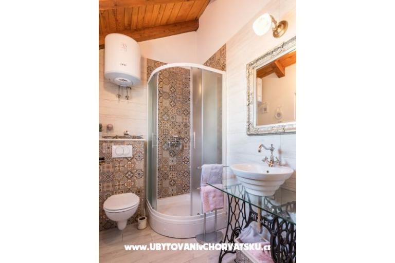 Holiday Hiša Brač – foto 18