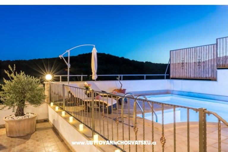 Holiday Hiša Brač – foto 4