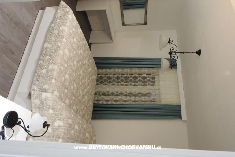 Luxury Apartmaji z bazenom – foto 10