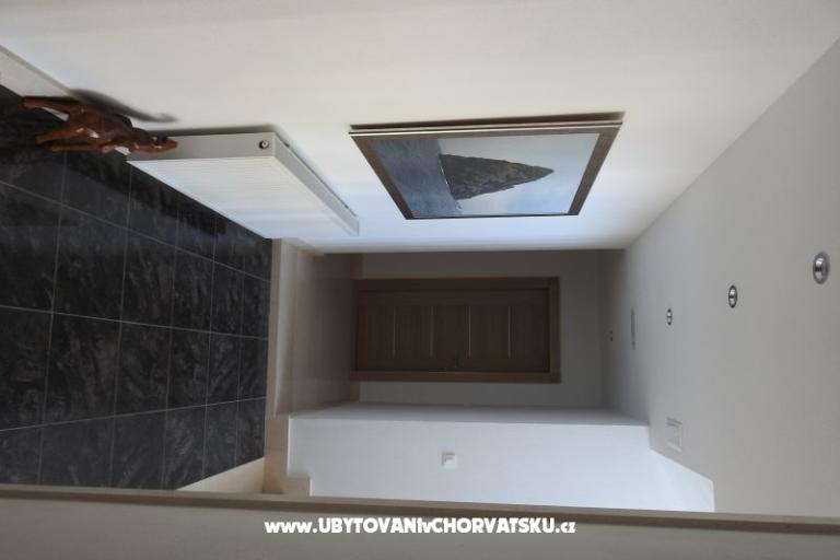 Luxury Apartmaji z bazenom – foto 12