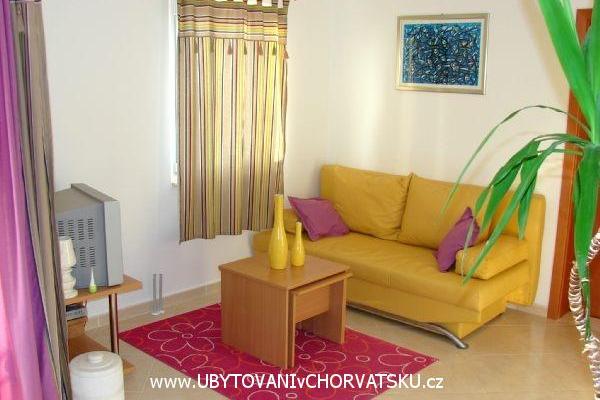 Apartmaji Villa Vallum  – foto 6